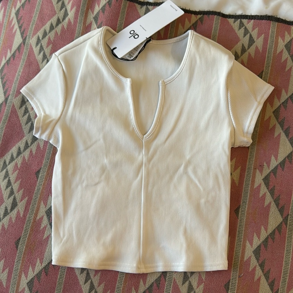 ALO Yoga Cream Ribbed Crop Top with Notch Neck